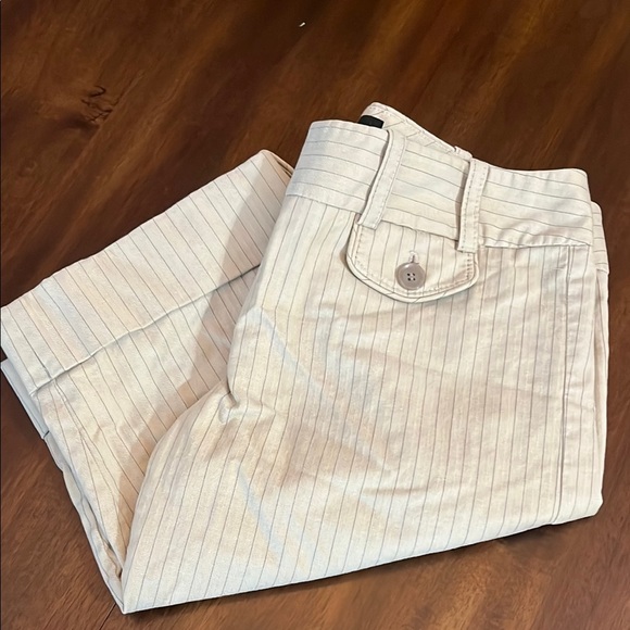 The Limited Pants - Women’s the limited Cream Striped shorts size 6